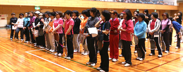 2��17�����f�B�[�X��C���h�A���i2������j�J��̖͗l�ł��B